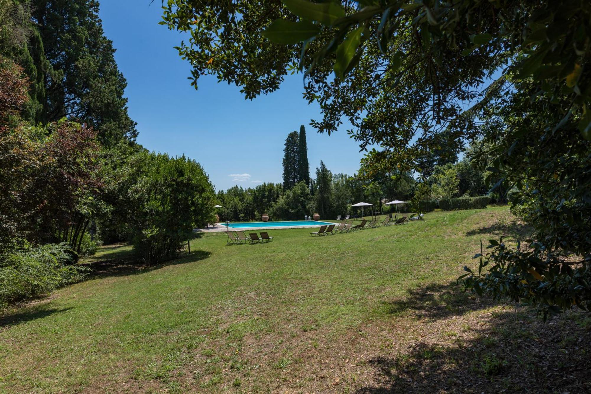 Agriturismo Spazzavento Palazzone ภายนอก รูปภาพ