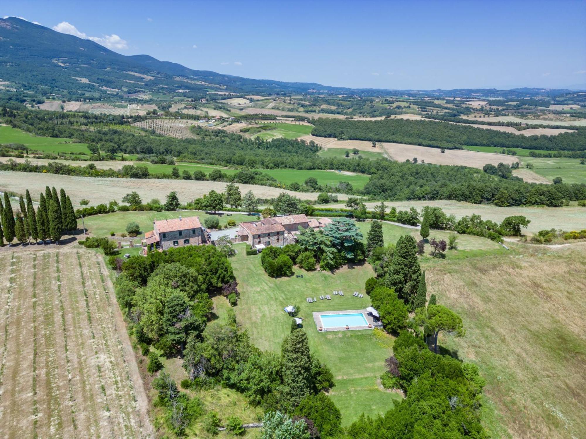 Agriturismo Spazzavento Palazzone ภายนอก รูปภาพ