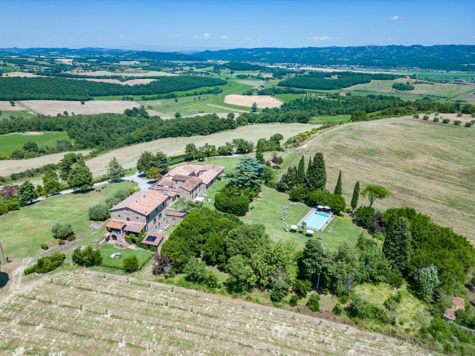 Agriturismo Spazzavento Palazzone ภายนอก รูปภาพ