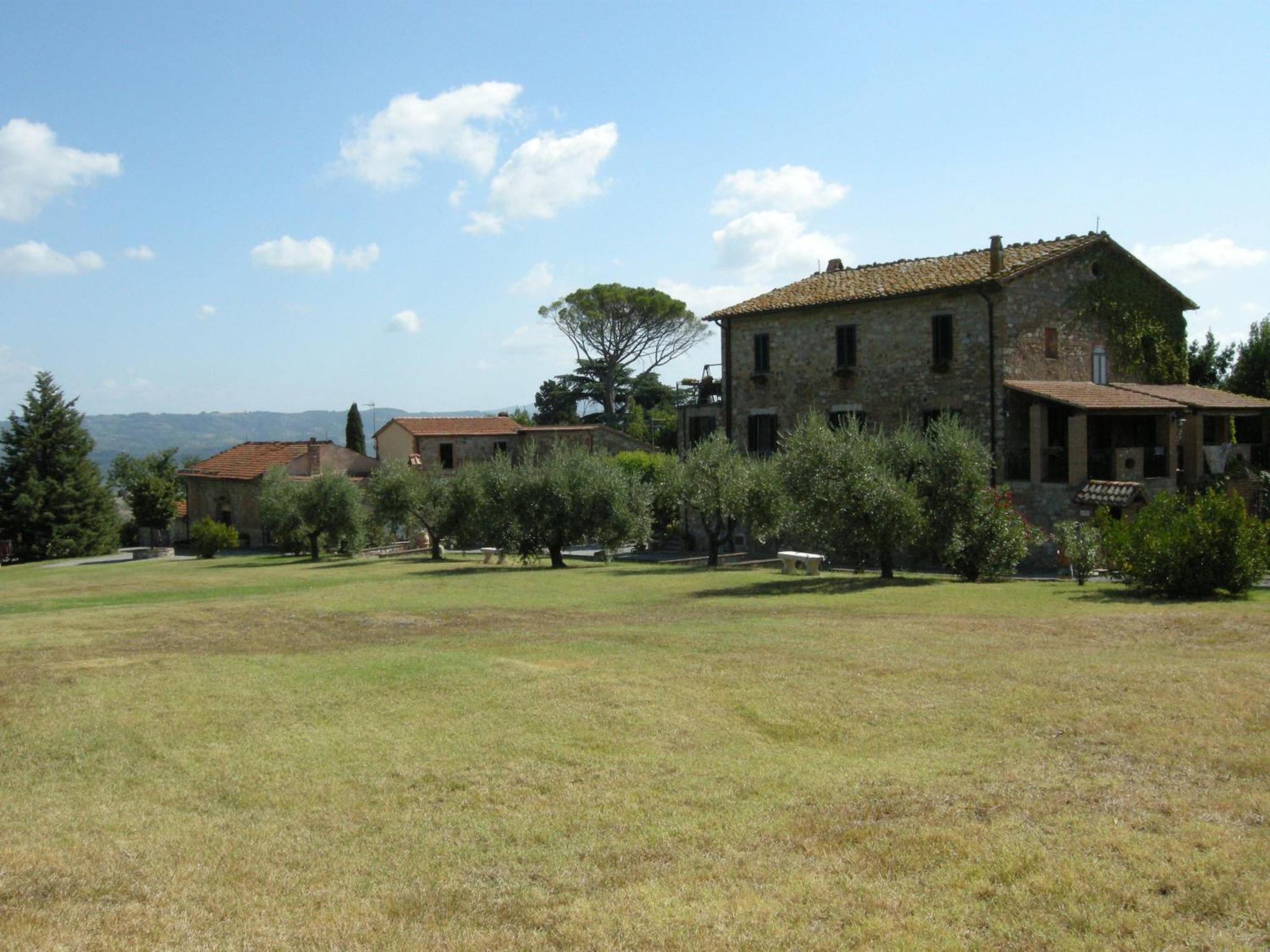 Agriturismo Spazzavento Palazzone ภายนอก รูปภาพ